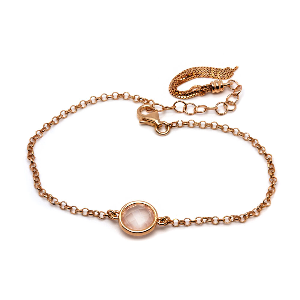 Gold-plated 925 silver bracelet with rose quartz stone. Thais Bernardes Jewellery
