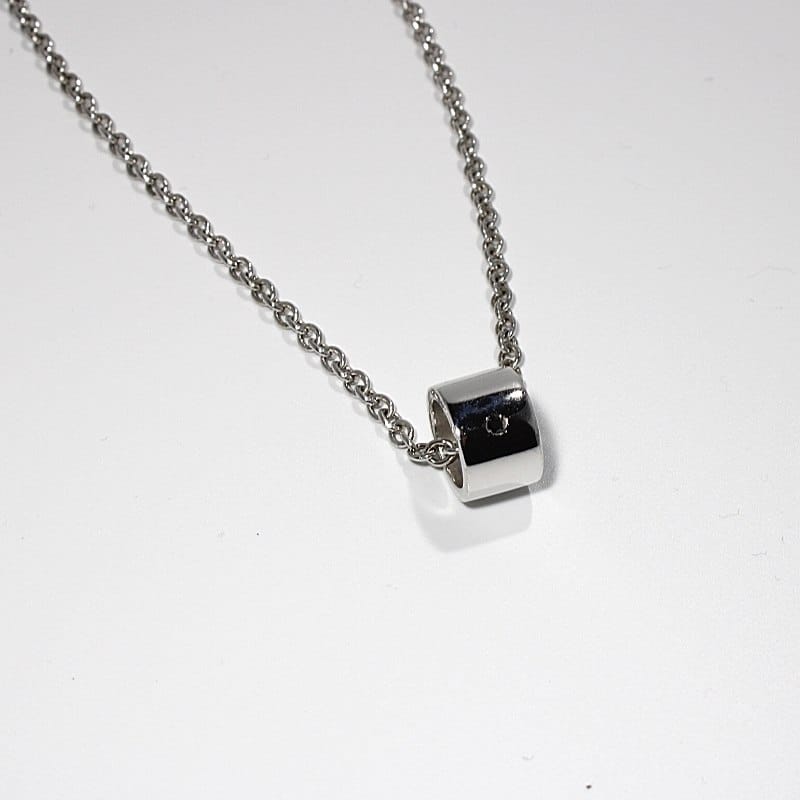 Necklace with pendant IO TU