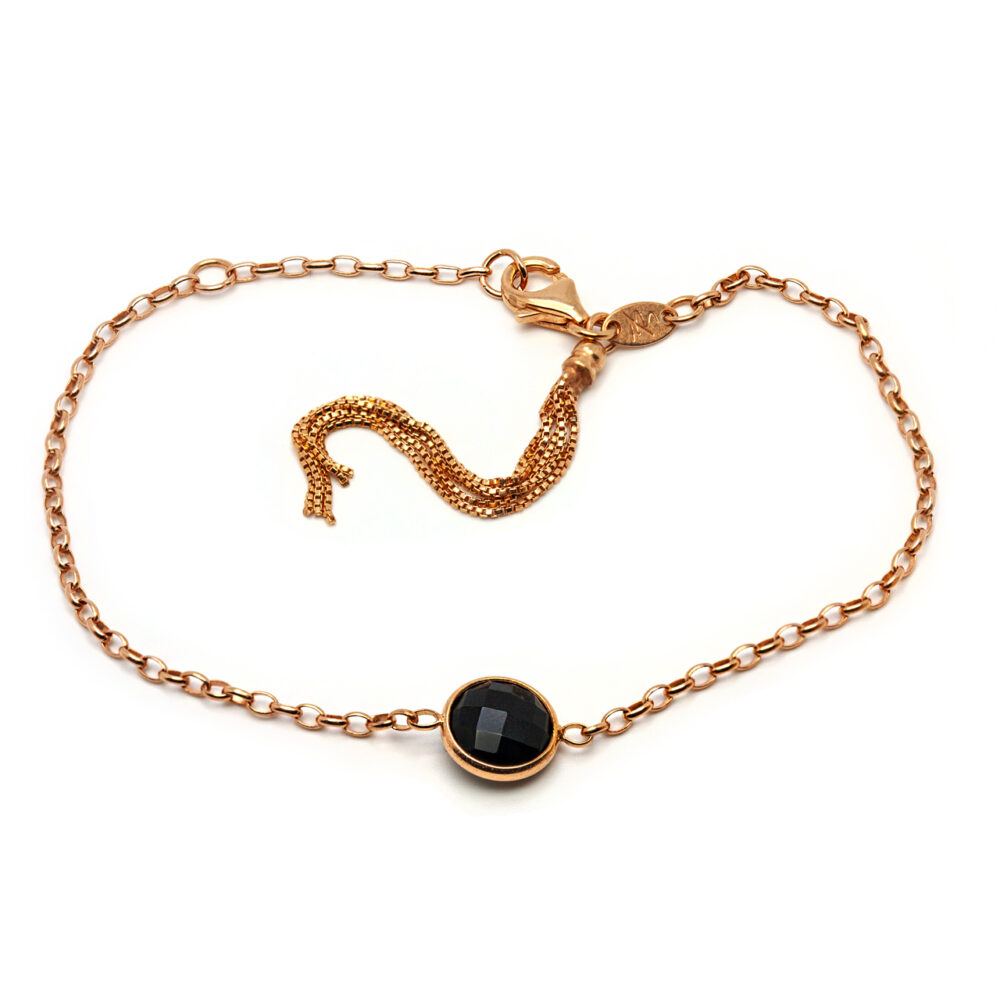 Colors bracelet in 925 gold-plated silver with onyx stone. Thais Bernardes Jewellery