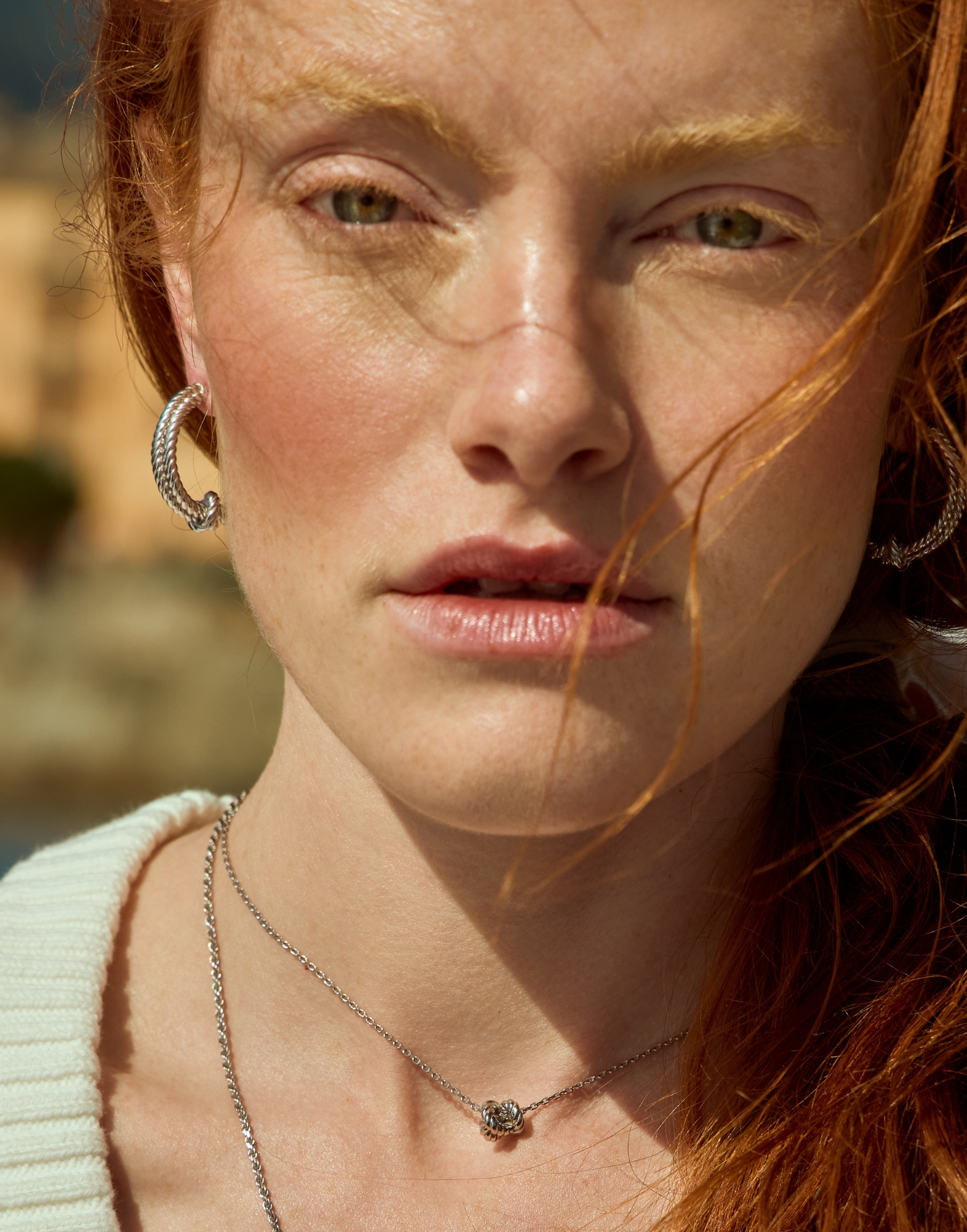 Legame – Orecchini hoops nodo - Image 4